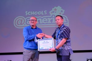 Outing Class Siswa SMP IT Insan Mandiri Cibubur ke School @ America di Jakarta - Kerjasama dengan Kedubes Amerika untuk Indonesia - SMP IT Terbaik di Jakarta  3