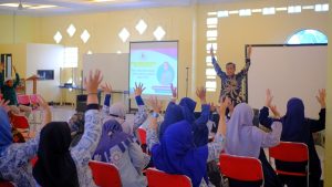 Read more about the article Pelatihan Teknik Komunikasi Guru