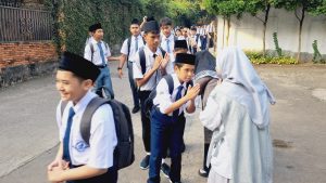 Membangun Ikatan Kuat Antara Siswa dan Guru SMPIT-SMAIT Insan Mandiri Cibubur