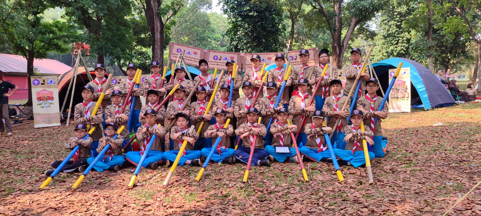 You are currently viewing Jambore Ranting dan Gladian Pinru Kwarran Jatisampurna ke-6 Tahun 2023 Di Ikuti oleh Siswa SMP IT Insan Mandiri Cibubur