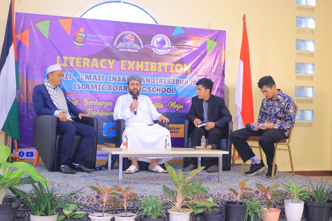 Read more about the article SMPIT-SMAIT Insan Mandiri Cibubur Gelar LITERACY EXHIBITION untuk Palestina