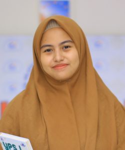 Lulu Alwiyah SMP IT INsan Mandiri CIbubur