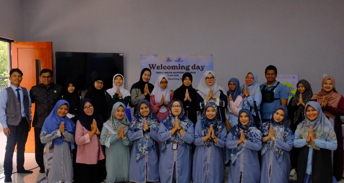 Read more about the article Perdana! SMP IT Insan Mandiri Cibubur Sambut Siswi Angkatan Pertama Lewat Program Welcoming Day