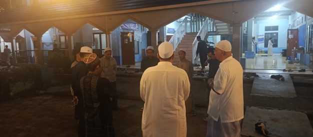 You are currently viewing Dari Briefing menuju Munajat: Ikhtiar Asatidz Menghidupkan Tahajud di Ma’had Khulafaur Rasyidin