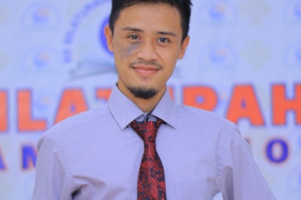 rudi saputra pelatih renang imc